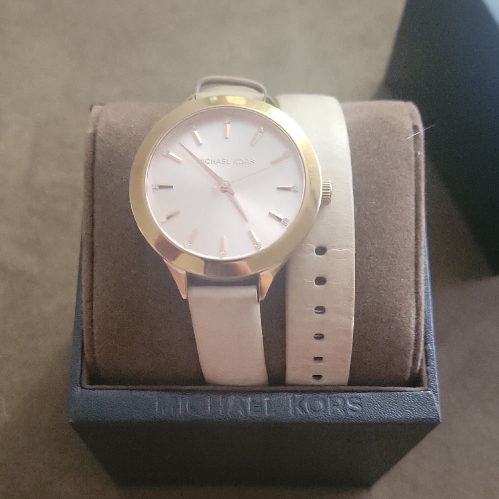 Michael Kors Rose Gold and Cream Minimalist Watch